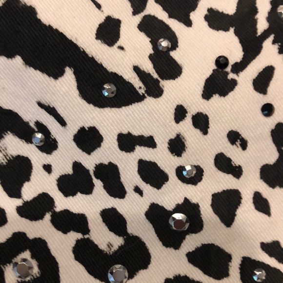 BALMAIN Unique Beautiful Embellished Jean - Picture 6 of 6